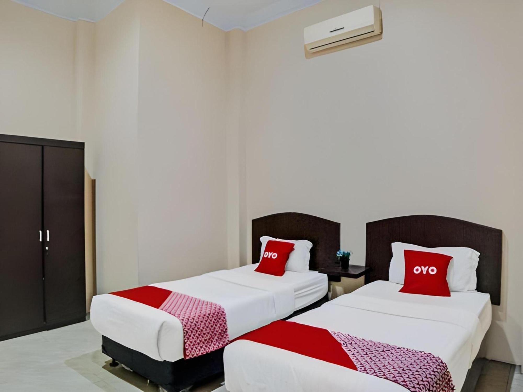 Hotel O Medan City Near Lapangan Benteng Formerly Ralica Residence Exterior photo