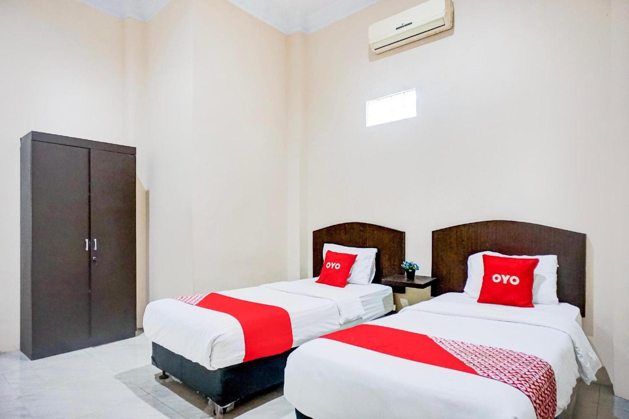 Hotel O Medan City Near Lapangan Benteng Formerly Ralica Residence Exterior photo